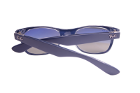 Ray-Ban New Wayfarer Sonnenbrille 0RB2132 6053/71